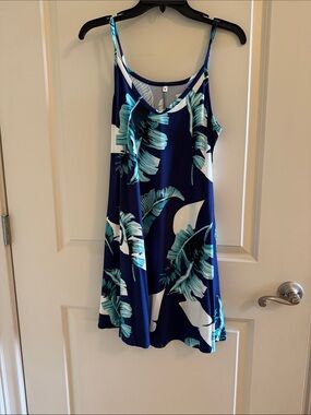Women's Navy Tropical Print Sundress - Blue/White. Medium